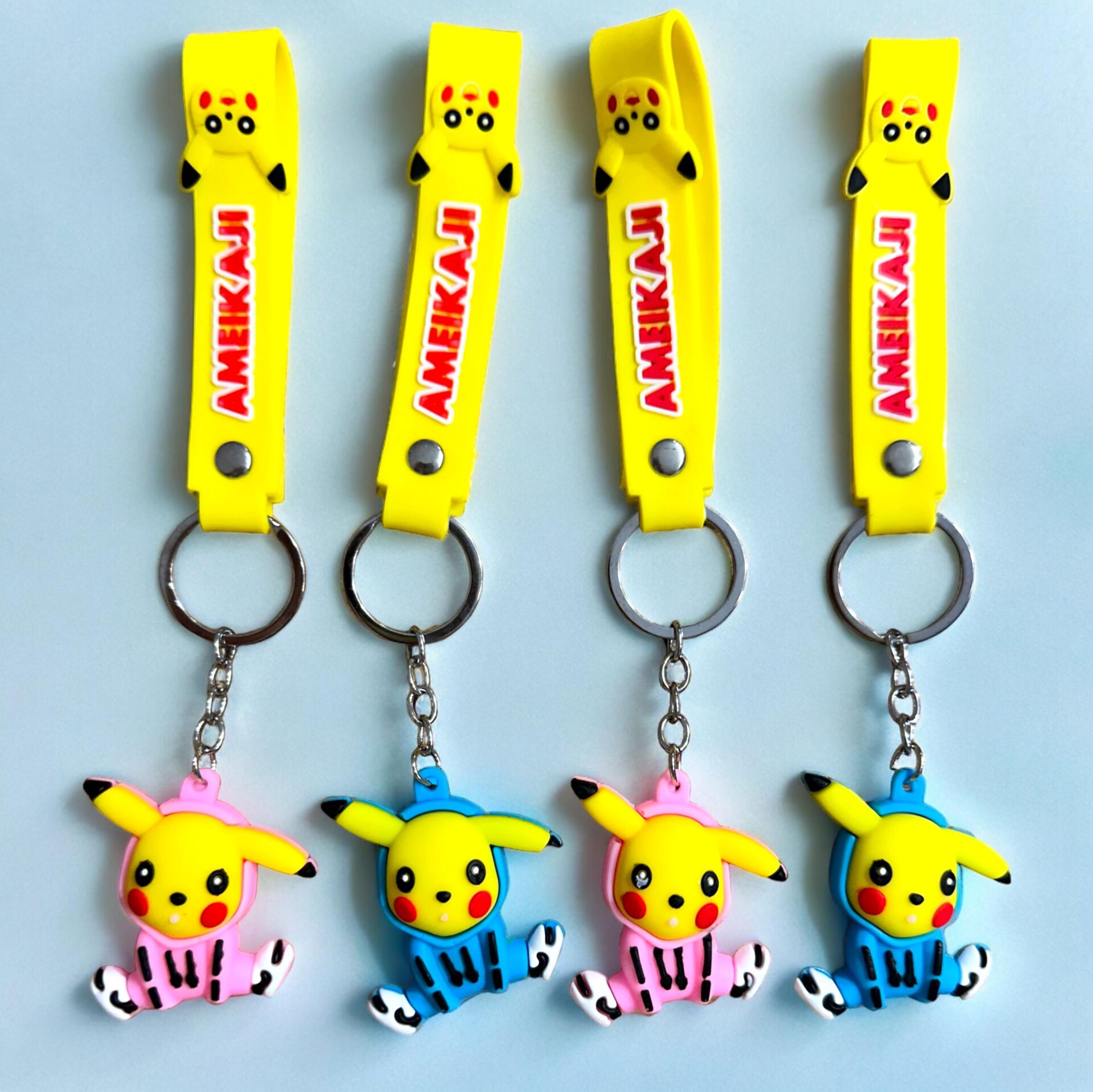 Toptan Pikachu Temalı Anahtarlık