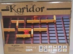 Toptan Ahşap Koridor Zeka ve Strateji Oyunu